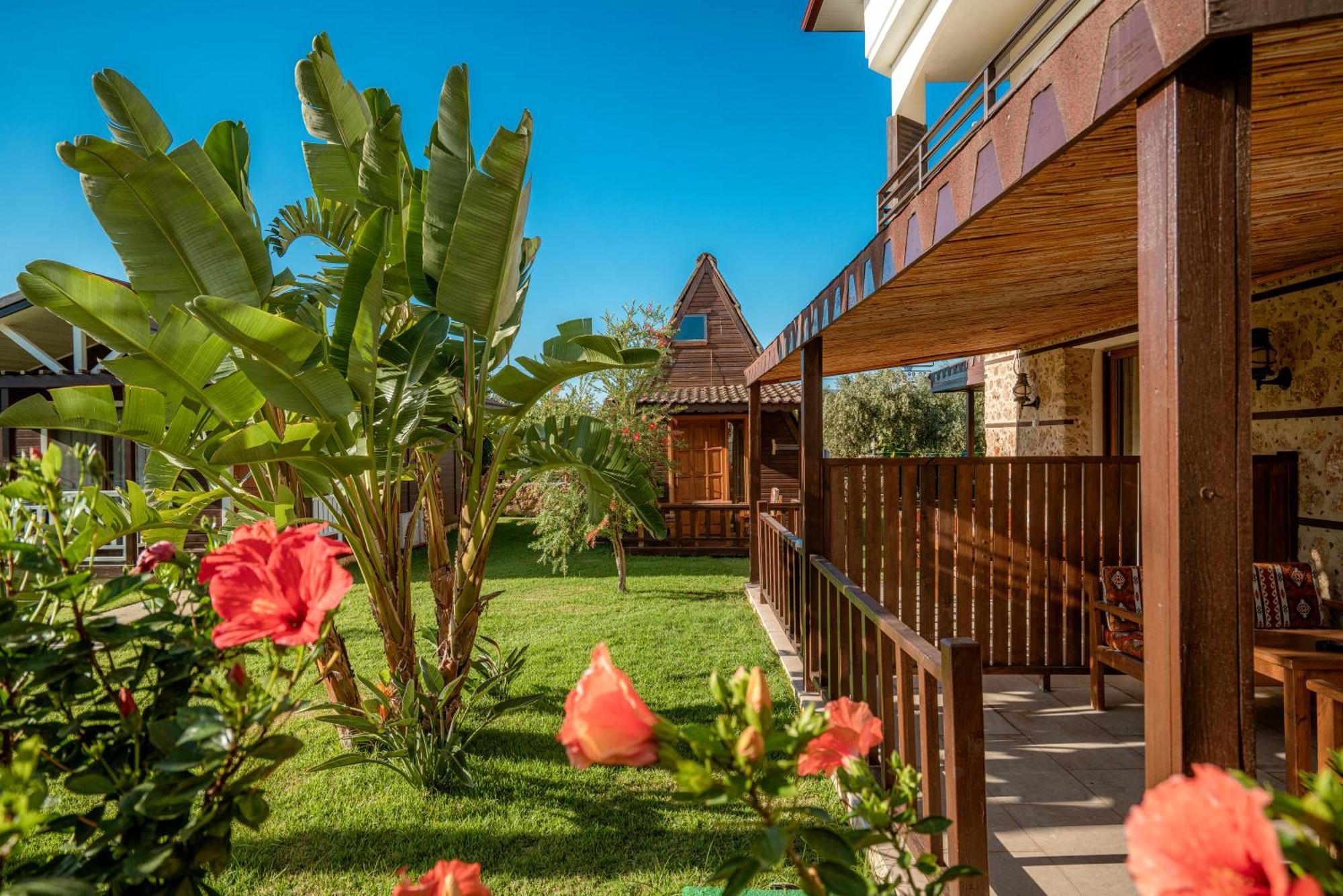 Sedir Park - Beach Bungalow Kargıcak Eksteriør billede