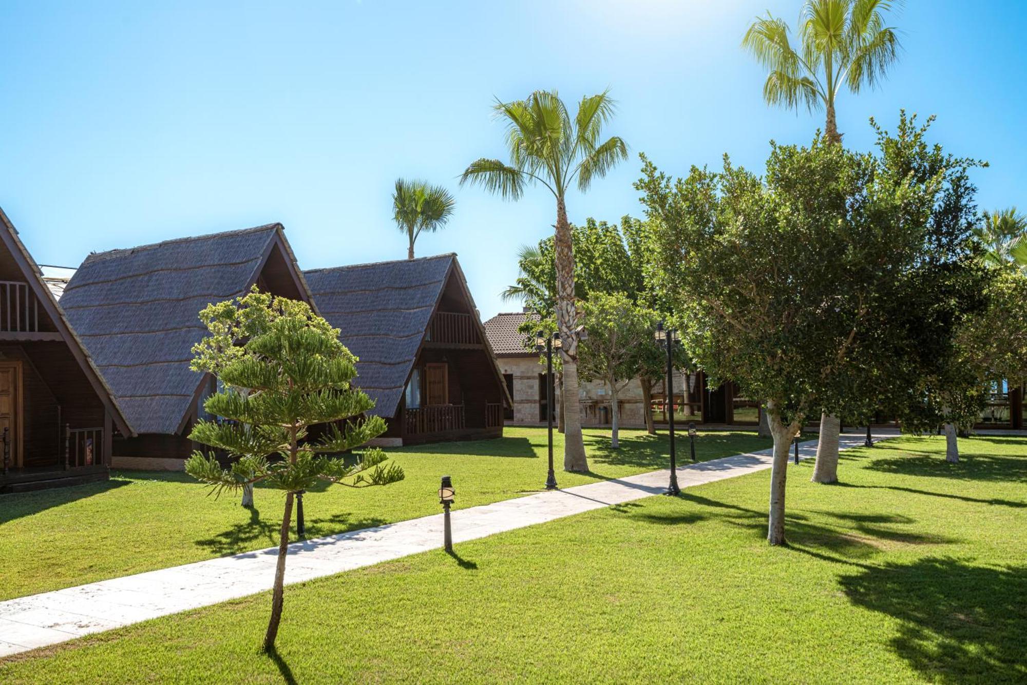 Sedir Park - Beach Bungalow Kargıcak Eksteriør billede