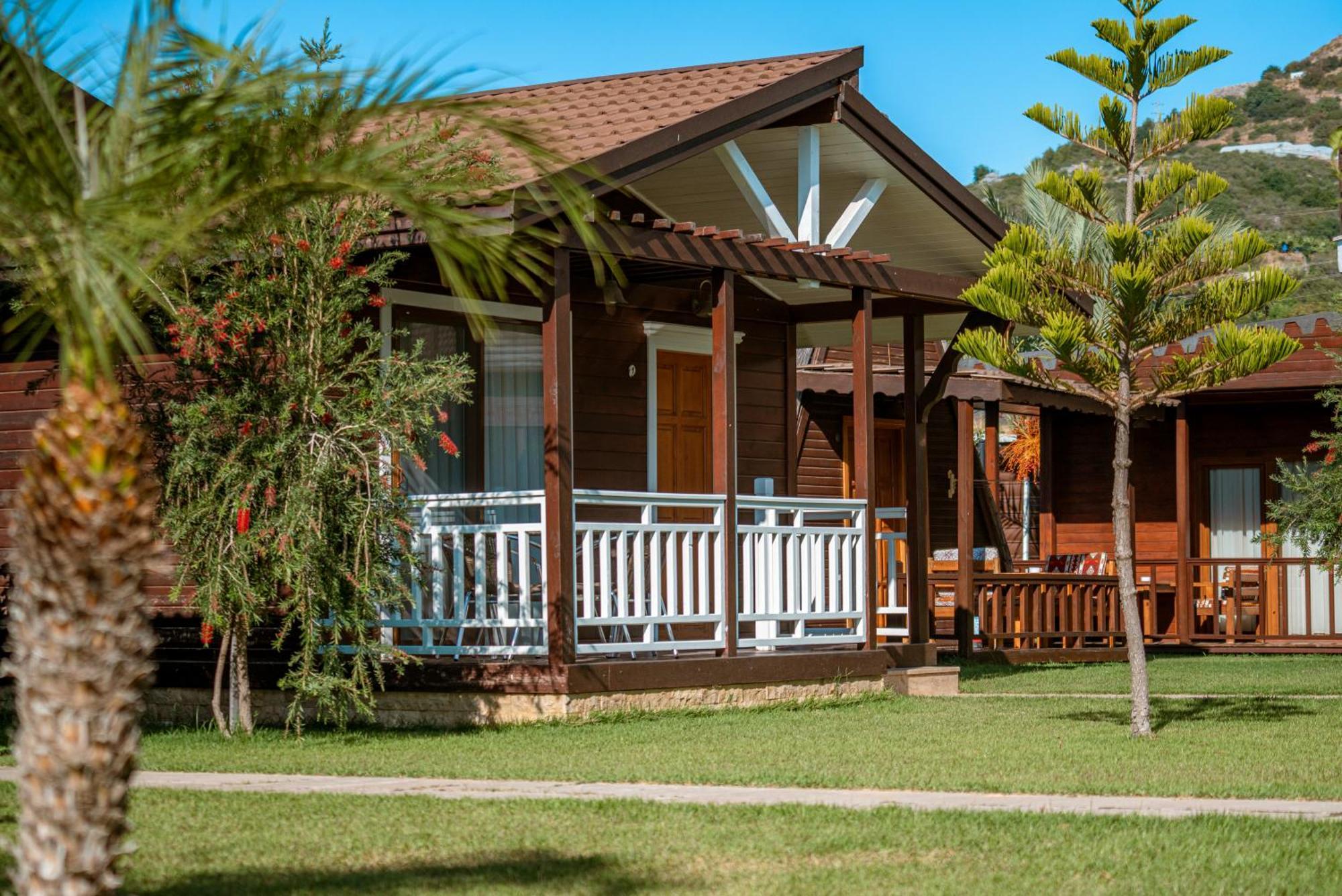 Sedir Park - Beach Bungalow Kargıcak Eksteriør billede