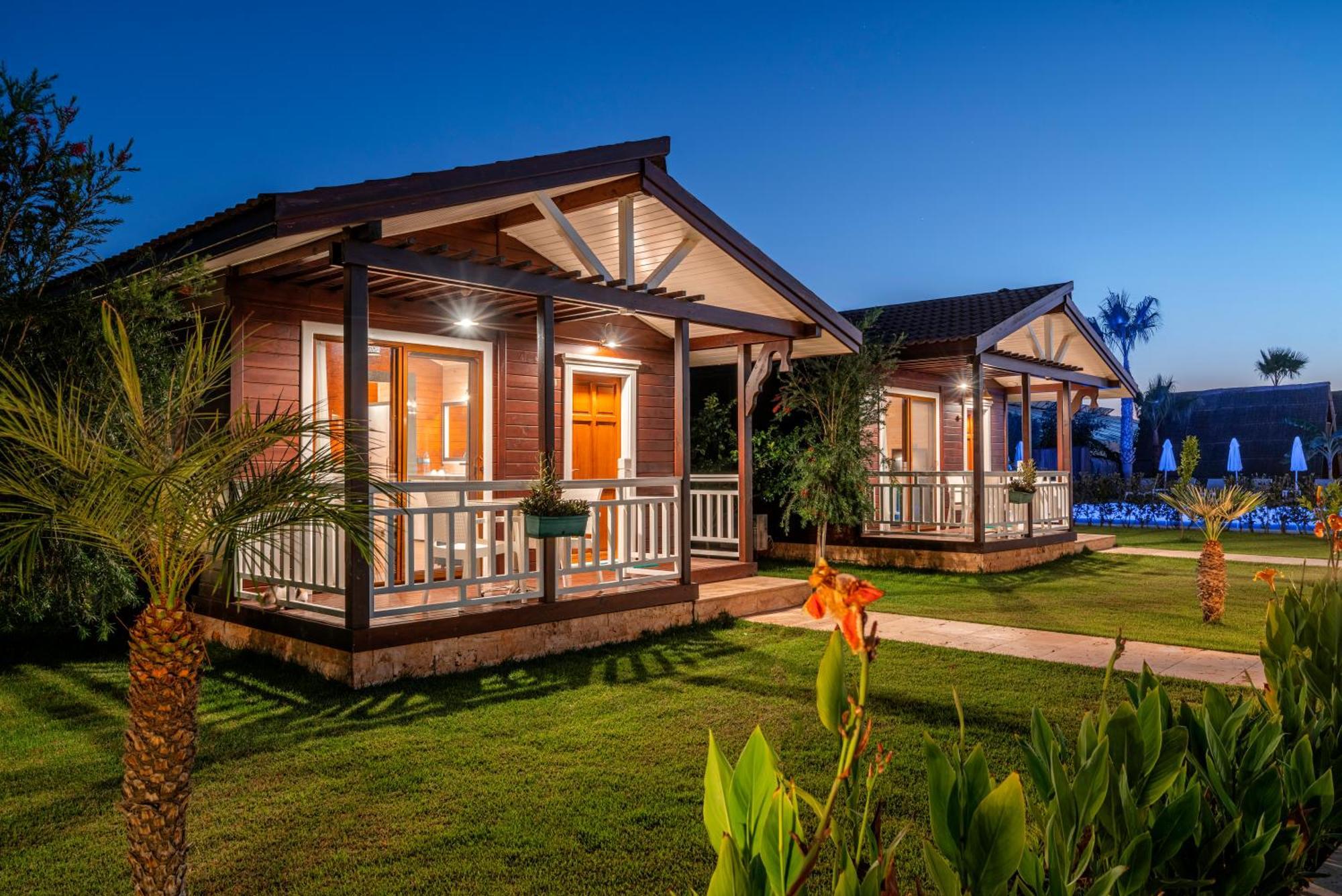 Sedir Park - Beach Bungalow Kargıcak Eksteriør billede