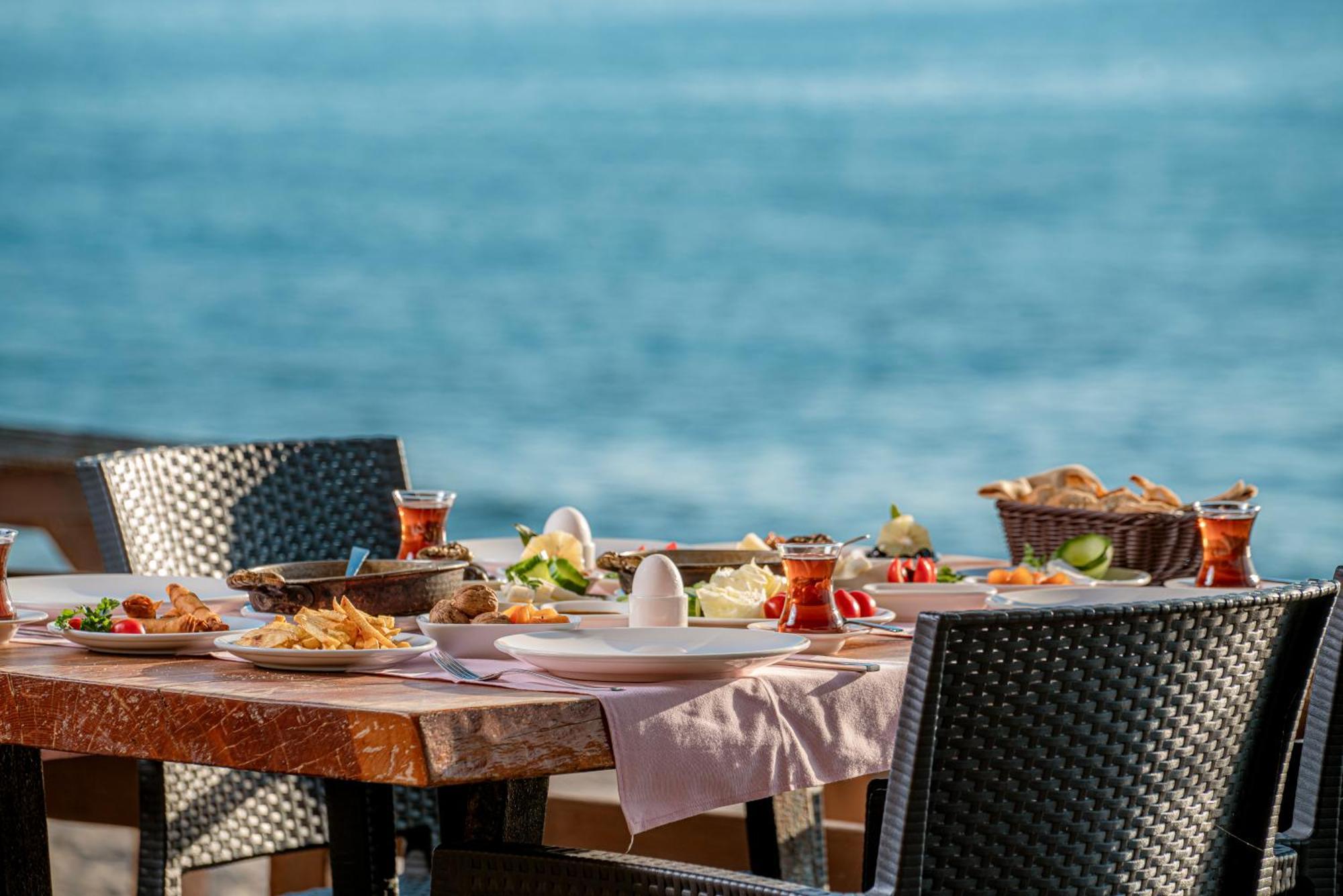 Sedir Park - Beach Bungalow Kargıcak Eksteriør billede