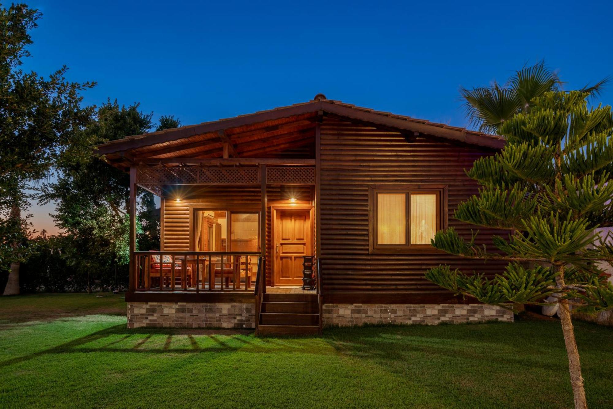 Sedir Park - Beach Bungalow Kargıcak Eksteriør billede