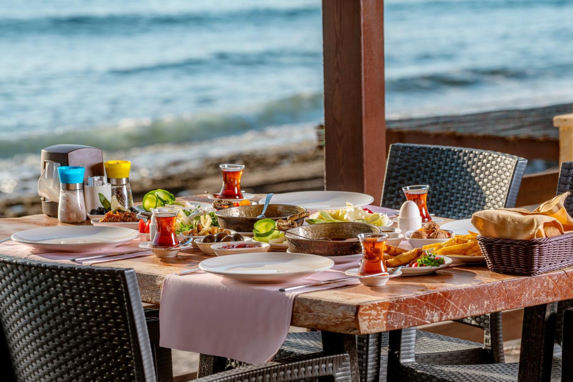 Sedir Park - Beach Bungalow Kargıcak Eksteriør billede